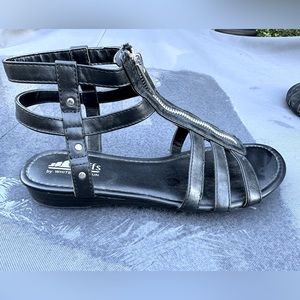 Cliffs by White Mountain black gladiator sandals Gailyn